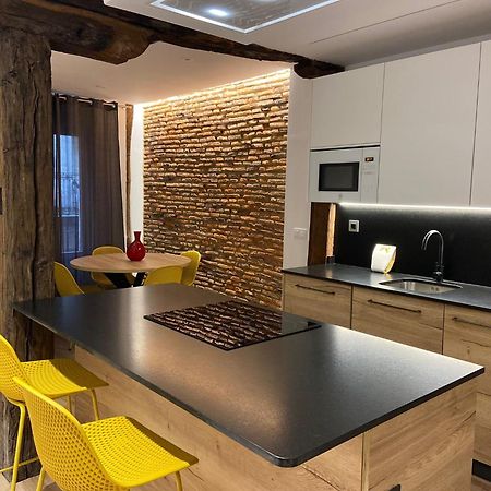 Apartamento Deluxe Casco Viejo Bilbao Luaran gambar