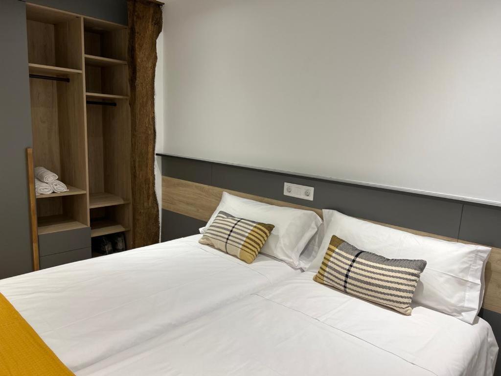 Apartamento Deluxe Casco Viejo Bilbao Luaran gambar