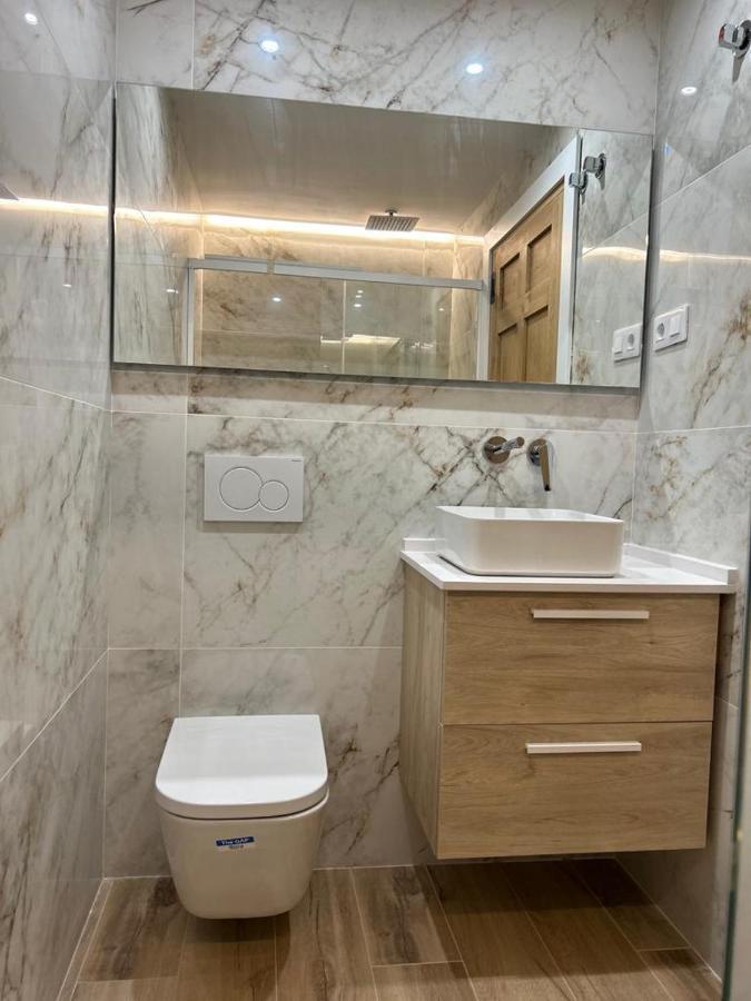 Apartamento Deluxe Casco Viejo Bilbao Luaran gambar