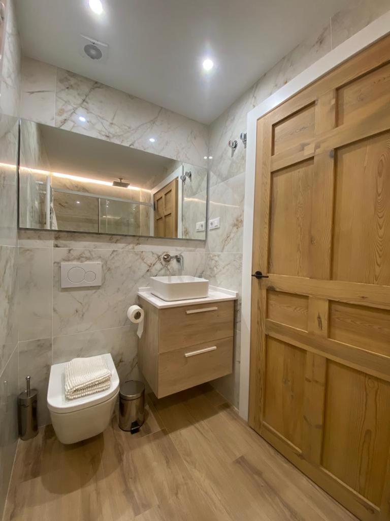 Apartamento Deluxe Casco Viejo Bilbao Luaran gambar