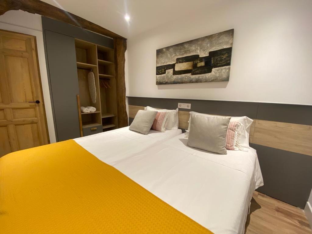 Apartamento Deluxe Casco Viejo Bilbao Luaran gambar